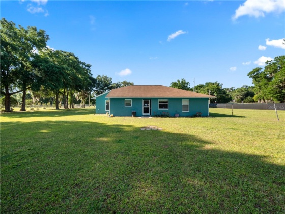 37215 FRAZEE HILL ROAD, DADE CITY, Florida 33523, 4 Bedrooms Bedrooms, ,3 BathroomsBathrooms,Residential,For Sale,FRAZEE HILL,MFRL4944003