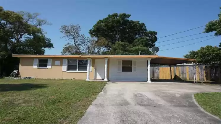 11698 104TH STREET, LARGO, Florida 33773, 2 Bedrooms Bedrooms, ,1 BathroomBathrooms,Residential,For Sale,104TH,MFRU8238622