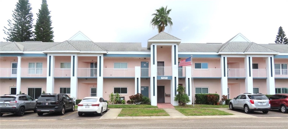 2291 AMERICUS BOULEVARD, CLEARWATER, Florida 33763, 2 Bedrooms Bedrooms, ,2 BathroomsBathrooms,Residential,For Sale,AMERICUS,MFRU8238618