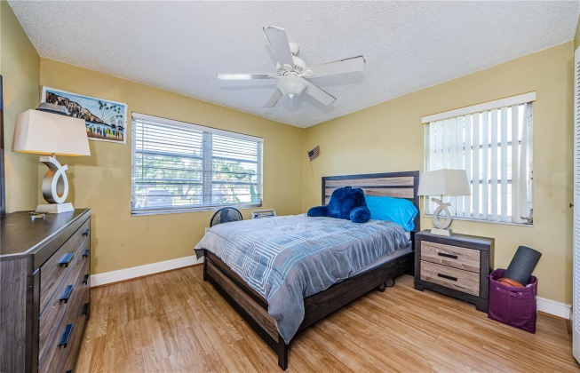 231 MCMULLEN BOOTH ROAD, CLEARWATER, Florida 33759, 2 Bedrooms Bedrooms, ,1 BathroomBathrooms,Residential,For Sale,MCMULLEN BOOTH,MFRU8216829