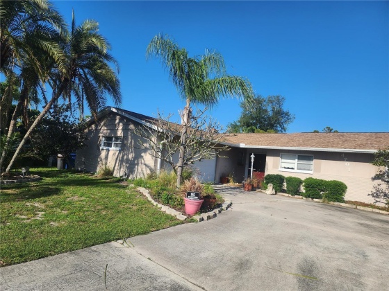 4701 LODESTONE DRIVE, TAMPA, Florida 33615, 4 Bedrooms Bedrooms, ,2 BathroomsBathrooms,Residential,For Sale,LODESTONE,MFRU8238983