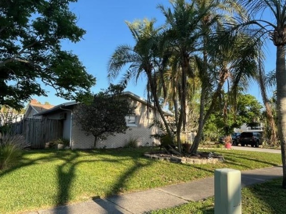 4701 LODESTONE DRIVE, TAMPA, Florida 33615, 4 Bedrooms Bedrooms, ,2 BathroomsBathrooms,Residential,For Sale,LODESTONE,MFRU8238983