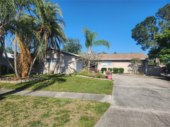 4701 LODESTONE DRIVE, TAMPA, Florida 33615, 4 Bedrooms Bedrooms, ,2 BathroomsBathrooms,Residential,For Sale,LODESTONE,MFRU8238983