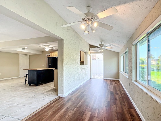 8430 17TH STREET, SAINT PETERSBURG, Florida 33702, 3 Bedrooms Bedrooms, ,2 BathroomsBathrooms,Residential,For Sale,17TH,MFRU8238591