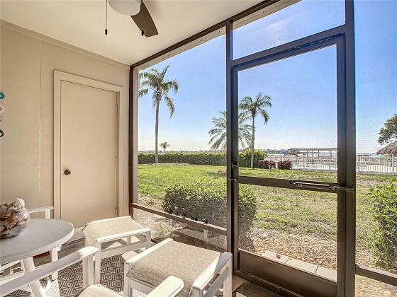 6104 PALMA DEL MAR BOULEVARD, SAINT PETERSBURG, Florida 33715, 2 Bedrooms Bedrooms, ,2 BathroomsBathrooms,Residential,For Sale,PALMA DEL MAR,MFRU8238481