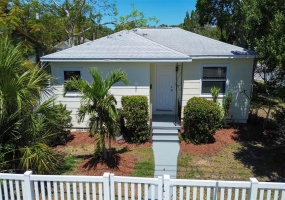 1401 38TH AVENUE, SAINT PETERSBURG, Florida 33704, 3 Bedrooms Bedrooms, ,2 BathroomsBathrooms,Residential,For Sale,38TH,MFRU8238876