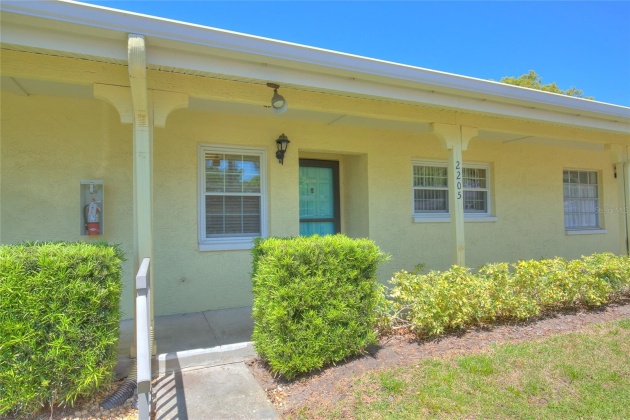 2465 NORTHSIDE DRIVE, CLEARWATER, Florida 33761, 2 Bedrooms Bedrooms, ,2 BathroomsBathrooms,Residential,For Sale,NORTHSIDE,MFRU8238752