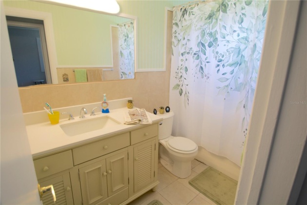 964 67TH STREET, SAINT PETERSBURG, Florida 33707, 2 Bedrooms Bedrooms, ,1 BathroomBathrooms,Residential,For Sale,67TH,MFRU8238932