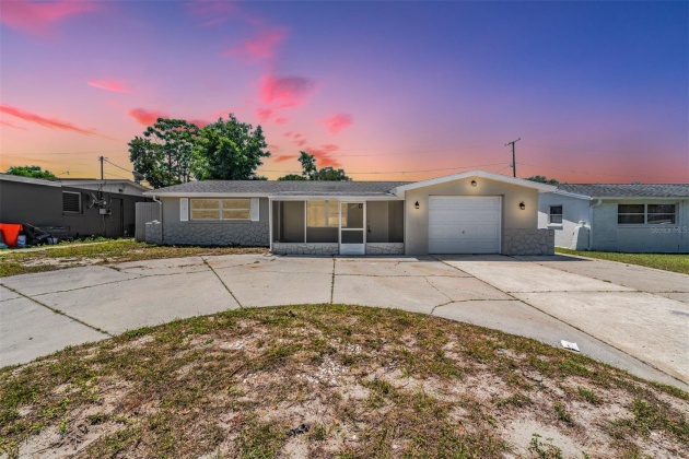 4824 FLORA AVENUE, HOLIDAY, Florida 34690, 2 Bedrooms Bedrooms, ,1 BathroomBathrooms,Residential,For Sale,FLORA,MFRU8238989