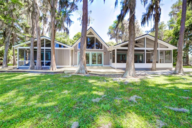 3527 SADDLE BACK LANE, LUTZ, Florida 33548, 5 Bedrooms Bedrooms, ,3 BathroomsBathrooms,Residential,For Sale,SADDLE BACK,MFRT3519233