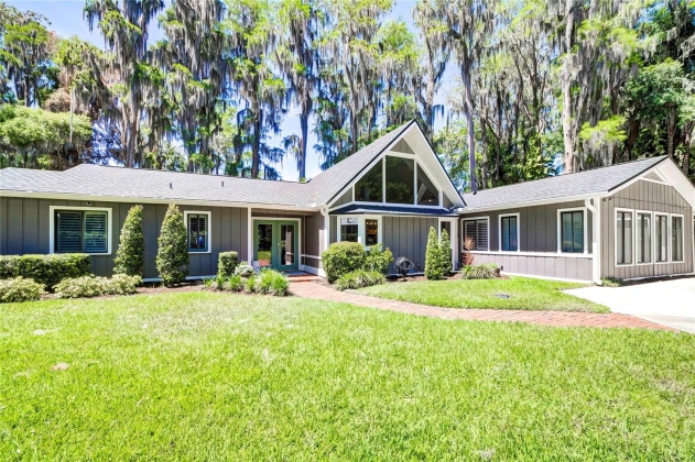 3527 SADDLE BACK LANE, LUTZ, Florida 33548, 5 Bedrooms Bedrooms, ,3 BathroomsBathrooms,Residential,For Sale,SADDLE BACK,MFRT3519233