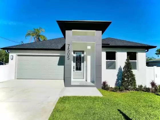 7505 ROME AVENUE, TAMPA, Florida 33604, 4 Bedrooms Bedrooms, ,3 BathroomsBathrooms,Residential,For Sale,ROME,MFRT3519540