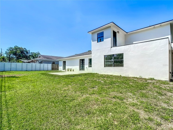 2015 HEALY DRIVE, CLEARWATER, Florida 33763, 4 Bedrooms Bedrooms, ,3 BathroomsBathrooms,Residential,For Sale,HEALY,MFRU8238998