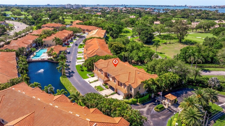 6251 VISTA VERDE DRIVE, SAINT PETERSBURG, Florida 33707, 3 Bedrooms Bedrooms, ,2 BathroomsBathrooms,Residential,For Sale,VISTA VERDE,MFRU8238846