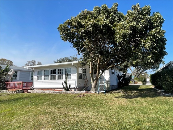 2331 BELLEAIR ROAD, CLEARWATER, Florida 33764, 2 Bedrooms Bedrooms, ,1 BathroomBathrooms,Residential,For Sale,BELLEAIR,MFRU8191222