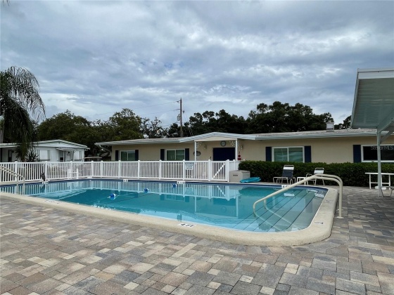 2331 BELLEAIR ROAD, CLEARWATER, Florida 33764, 2 Bedrooms Bedrooms, ,1 BathroomBathrooms,Residential,For Sale,BELLEAIR,MFRU8191222