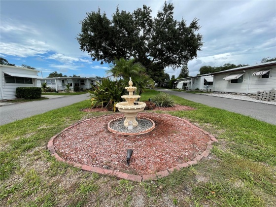 2331 BELLEAIR ROAD, CLEARWATER, Florida 33764, 2 Bedrooms Bedrooms, ,1 BathroomBathrooms,Residential,For Sale,BELLEAIR,MFRU8191222