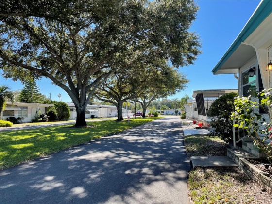 2331 BELLEAIR ROAD, CLEARWATER, Florida 33764, 2 Bedrooms Bedrooms, ,1 BathroomBathrooms,Residential,For Sale,BELLEAIR,MFRU8191222