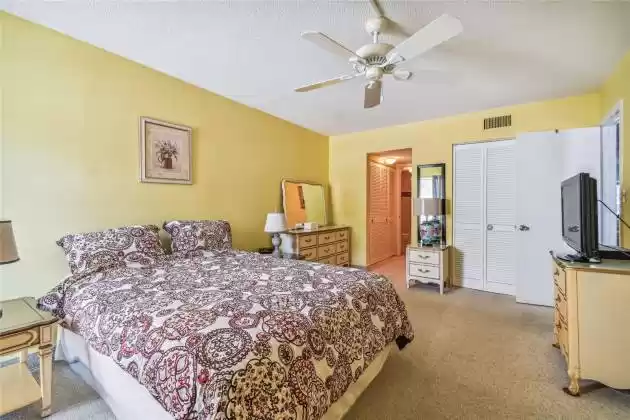 1655 HIGHLAND AVENUE, CLEARWATER, Florida 33756, 2 Bedrooms Bedrooms, ,2 BathroomsBathrooms,Residential,For Sale,HIGHLAND,MFRT3441927