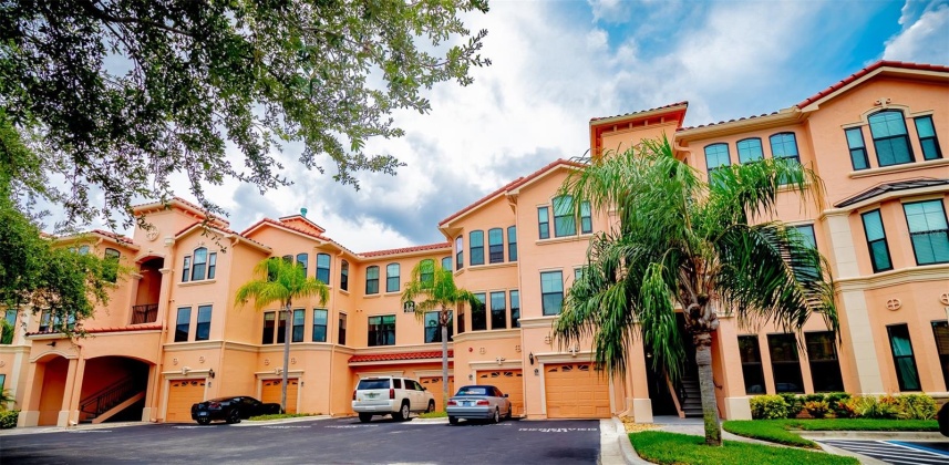 2755 VIA CAPRI, CLEARWATER, Florida 33764, 2 Bedrooms Bedrooms, ,2 BathroomsBathrooms,Residential,For Sale,VIA CAPRI,MFRU8215143