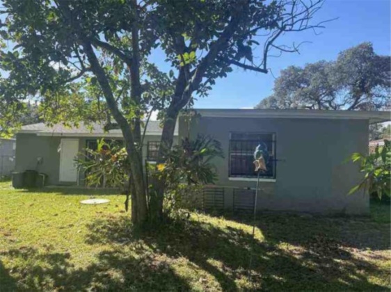 4218 IDLEWILD AVENUE, TAMPA, Florida 33610, 3 Bedrooms Bedrooms, ,2 BathroomsBathrooms,Residential,For Sale,IDLEWILD,MFRT3483378