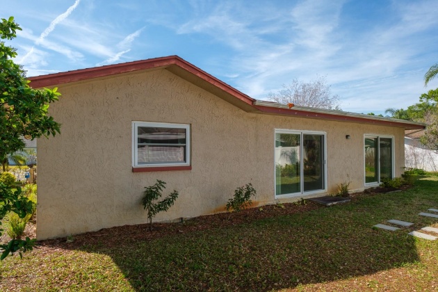 1145 LANYARD STREET, PALM HARBOR, Florida 34685, 2 Bedrooms Bedrooms, ,2 BathroomsBathrooms,Residential,For Sale,LANYARD,MFRU8235385