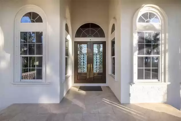 7660 PARADISE POINTE CIRCLE, ST PETERSBURG, Florida 33711, 5 Bedrooms Bedrooms, ,6 BathroomsBathrooms,Residential,For Sale,PARADISE POINTE,MFRT3520473