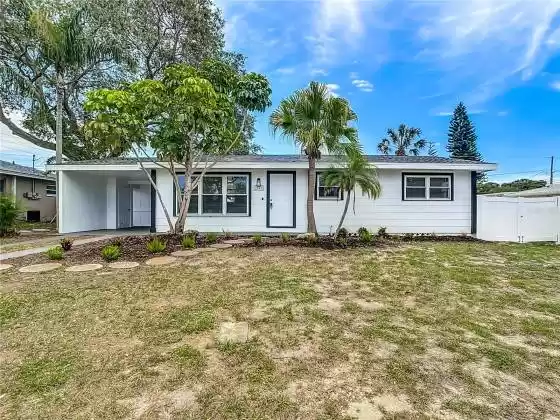 2003 6TH PLACE, LARGO, Florida 33770, 3 Bedrooms Bedrooms, ,2 BathroomsBathrooms,Residential,For Sale,6TH,MFRT3521285