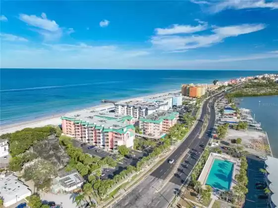 18400 GULF BOULEVARD, INDIAN SHORES, Florida 33785, 2 Bedrooms Bedrooms, ,2 BathroomsBathrooms,Residential,For Sale,GULF,MFRU8239785