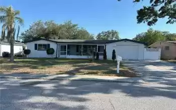 5332 BOB WHITE DRIVE, HOLIDAY, Florida 34690, 3 Bedrooms Bedrooms, ,2 BathroomsBathrooms,Residential,For Sale,BOB WHITE,MFRO6199312
