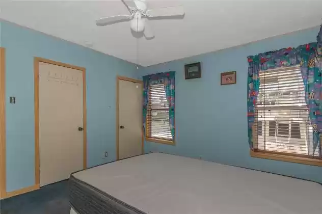 180 137TH AVENUE CIRCLE, MADEIRA BEACH, Florida 33708, 2 Bedrooms Bedrooms, ,1 BathroomBathrooms,Residential,For Sale,137TH AVENUE,MFRU8240359