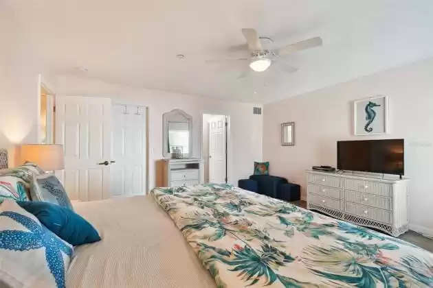 19811 GULF BOULEVARD, INDIAN SHORES, Florida 33785, 2 Bedrooms Bedrooms, ,2 BathroomsBathrooms,Residential,For Sale,GULF,MFRT3521877