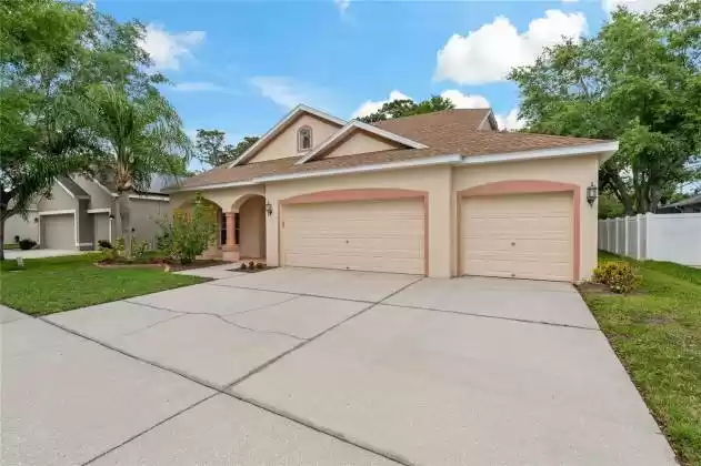 12814 CATTAIL SHORE LANE, RIVERVIEW, Florida 33579, 5 Bedrooms Bedrooms, ,3 BathroomsBathrooms,Residential,For Sale,CATTAIL SHORE,MFRT3521704