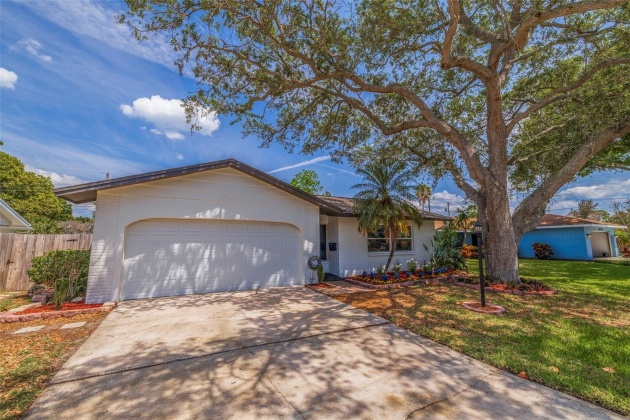 5611 DENVER STREET, ST PETERSBURG, Florida 33703, 3 Bedrooms Bedrooms, ,2 BathroomsBathrooms,Residential,For Sale,DENVER,MFRU8234193