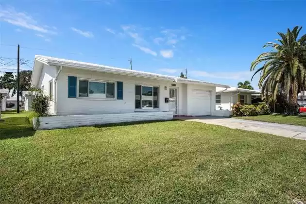4510 99TH AVENUE, PINELLAS PARK, Florida 33782, 2 Bedrooms Bedrooms, ,1 BathroomBathrooms,Residential,For Sale,99TH,MFRU8240395