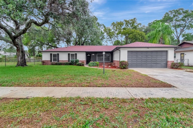 3824 HIGHGATE DRIVE, VALRICO, Florida 33594, 3 Bedrooms Bedrooms, ,2 BathroomsBathrooms,Residential,For Sale,HIGHGATE,MFRT3494211