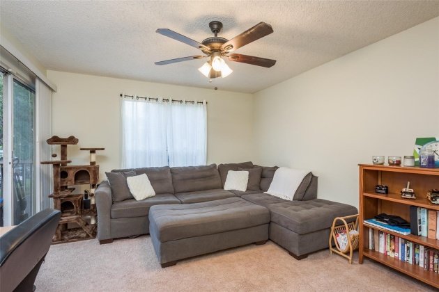 4107 CHATHAM OAK COURT, TAMPA, Florida 33624, 1 Bedroom Bedrooms, ,1 BathroomBathrooms,Residential,For Sale,CHATHAM OAK,MFRU8216963