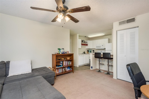 4107 CHATHAM OAK COURT, TAMPA, Florida 33624, 1 Bedroom Bedrooms, ,1 BathroomBathrooms,Residential,For Sale,CHATHAM OAK,MFRU8216963