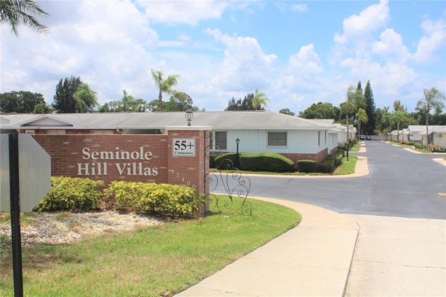 12400 PARK BOULEVARD, SEMINOLE, Florida 33772, 2 Bedrooms Bedrooms, ,1 BathroomBathrooms,Residential,For Sale,PARK,MFRU8226437