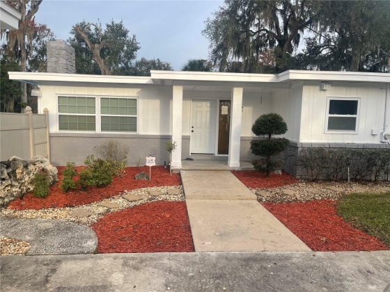 11935 RIVERHILLS DRIVE, TEMPLE TERRACE, Florida 33617, 3 Bedrooms Bedrooms, ,2 BathroomsBathrooms,Residential,For Sale,RIVERHILLS,MFRL4941740