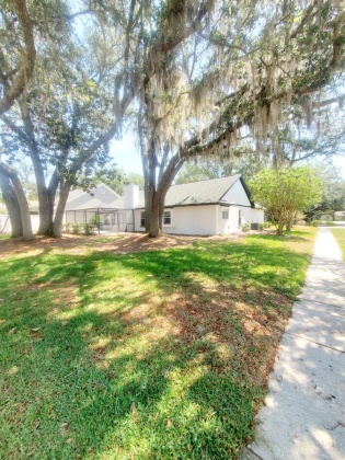 16102 DOWLING COURT, TAMPA, Florida 33647, 3 Bedrooms Bedrooms, ,2 BathroomsBathrooms,Residential,For Sale,DOWLING,MFRT3522742