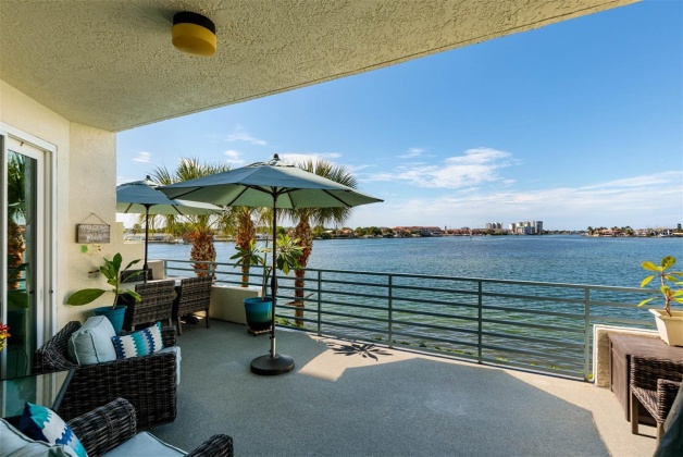 7922 SAILBOAT KEY BOULEVARD, SOUTH PASADENA, Florida 33707, 2 Bedrooms Bedrooms, ,2 BathroomsBathrooms,Residential,For Sale,SAILBOAT KEY,MFRU8216742