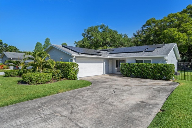 6849 100TH AVENUE, PINELLAS PARK, Florida 33782, 3 Bedrooms Bedrooms, ,2 BathroomsBathrooms,Residential,For Sale,100TH,MFRU8240965