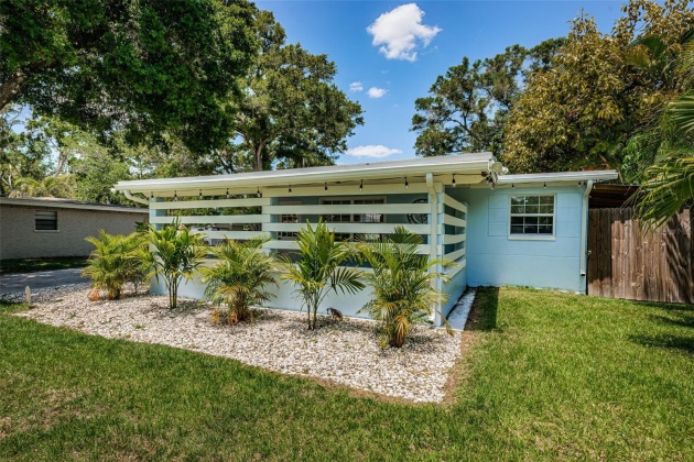 6135 55TH AVENUE, SAINT PETERSBURG, Florida 33709, 2 Bedrooms Bedrooms, ,1 BathroomBathrooms,Residential,For Sale,55TH,MFRU8240995