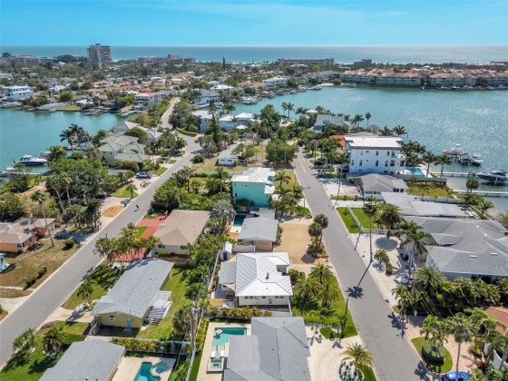 1245 BOCA CIEGA ISLE DRIVE, ST PETE BEACH, Florida 33706, 2 Bedrooms Bedrooms, ,1 BathroomBathrooms,Residential,For Sale,BOCA CIEGA ISLE,MFRU8241156