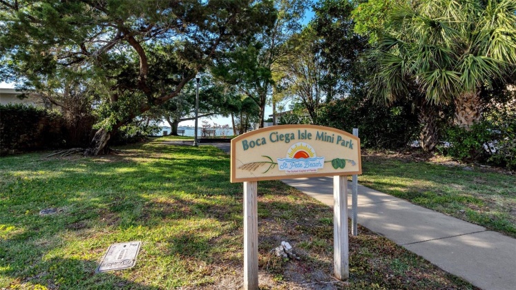 1245 BOCA CIEGA ISLE DRIVE, ST PETE BEACH, Florida 33706, 2 Bedrooms Bedrooms, ,1 BathroomBathrooms,Residential,For Sale,BOCA CIEGA ISLE,MFRU8241156