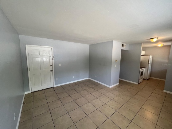 3206 AZEELE STREET, TAMPA, Florida 33609, 1 Bedroom Bedrooms, ,1 BathroomBathrooms,Residential,For Sale,AZEELE,MFRT3523403