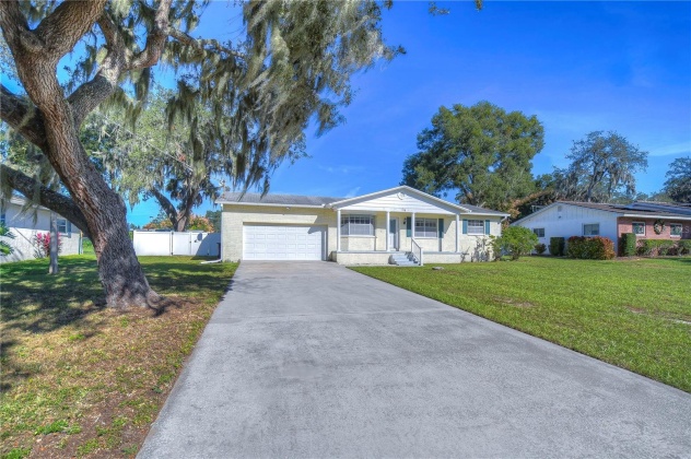 114 ASHBROOK DRIVE, BRANDON, Florida 33511, 3 Bedrooms Bedrooms, ,2 BathroomsBathrooms,Residential,For Sale,ASHBROOK,MFRT3488947