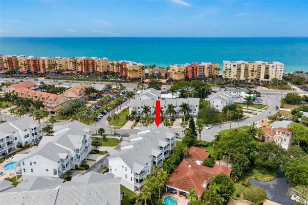 101 YACHT CLUB CIRCLE, NORTH REDINGTON BEACH, Florida 33708, 3 Bedrooms Bedrooms, ,2 BathroomsBathrooms,Residential,For Sale,YACHT CLUB,MFRU8240462