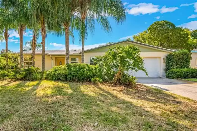 29702 66TH WAY, CLEARWATER, Florida 33761, 3 Bedrooms Bedrooms, ,2 BathroomsBathrooms,Residential,For Sale,66TH,MFRA4609235